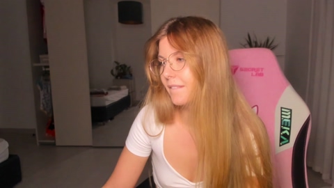 Cassy_cum  10-11-2022
